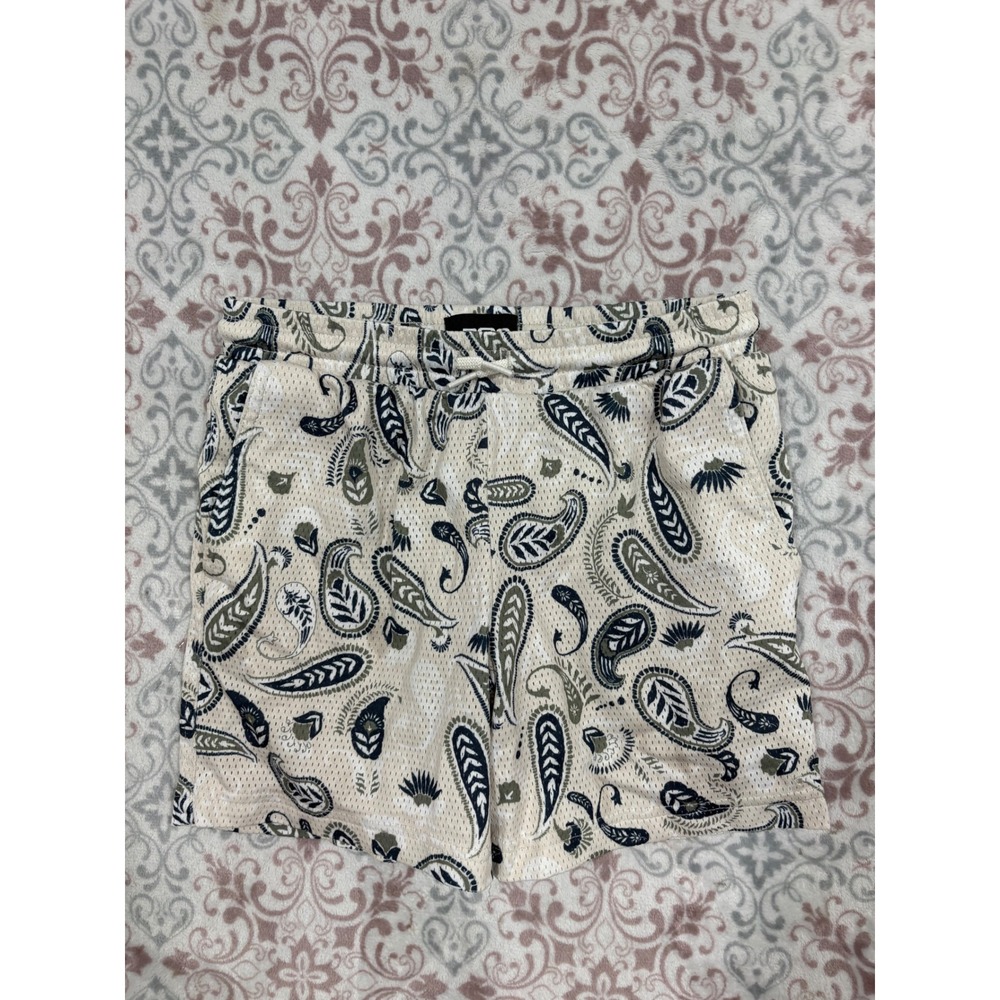RSQ Mens Mesh Shorts XL Cream Paisley Print Athletic Drawstring BMS202501